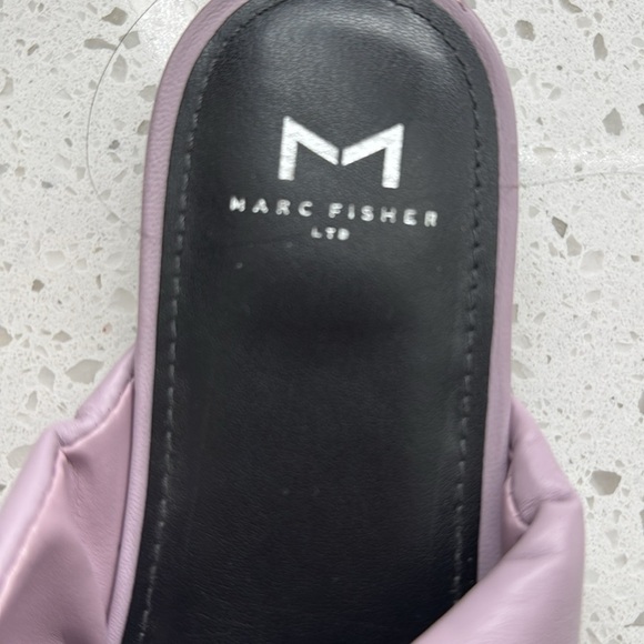 Marc Fisher LTD Olita Slide Sandal in Light Purple. Women’s Size 8.5. - Picture 3 of 4